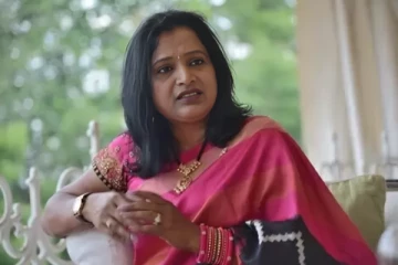 16 வயதில் திருமணம்.,ரூ.5க்கு விவசாய வேலை! வறுமையிலும் சாதித்து காட்டிய பெண்: அவர் யார்?