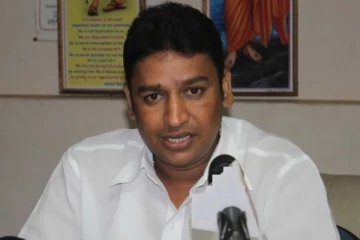 மக்கள் வாக்கைப் பெற்று கதிரைகளை சூடாக்குவதற்கான பயணப்பாதை இதுவல்ல!