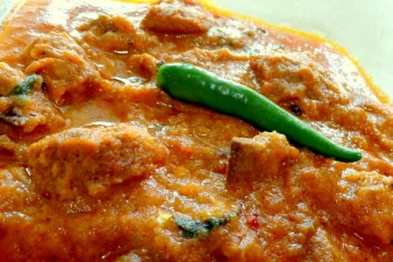 மட்டன் சால்னா ஹோட்டல் ஸ்டைலில் இனி வீட்டிலேயே செய்து அசத்தலாம்!