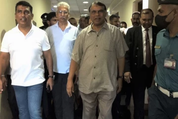 கட்டுநாயக்க விமான நிலையத்தில் சர்ச்சையை ஏற்படுத்தியுள்ள பசில்