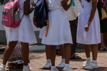 அரச பாடசாலைகள் வழமை போன்று இன்று இயக்குமா? கல்வி அமைச்சு அறிவிப்பு