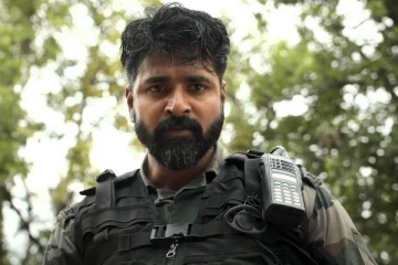 தமிழ்நாட்டில் அமரன் படம் முதல் நாள் இத்தனை கோடி வசூல் செய்துள்ளதா! செம மாஸ்