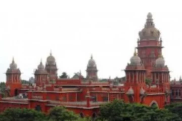 பள்ளி மாணவர்கள் அனைவரும் தேர்ச்சி - அரசாணையை ரத்து செய்ய உயர் நீதிமன்றம் மறுப்பு