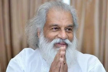 மருத்துவமனையில் திடீரென அனுமதிக்கப்பட்டுள்ள பாடகர் கே ஜே யேசுதாஸ்.. அதிர்ச்சி தகவல்