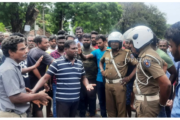 A9 வீதியை முடக்கிய யாழ்ப்பாண மக்கள்! | People Of Jaffna Blocked The A9 Road