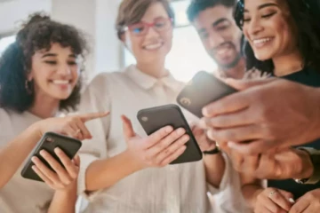 இனிமேல் ஸ்மார்ட் போன்களும் இல்லை ; மெட்டாவின் அடுத்த ஆச்சரியம்