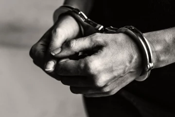 විෂ රසායනික ද්‍රව්‍ය සමඟ සහල් ප්‍රවාහනය කරමින් සිටි ලොරි රථයකට සිදු වූ දේ..