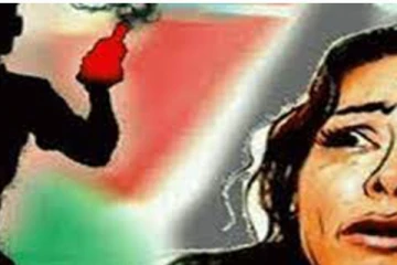 දියණියගේ හිසේ ඇසිඩ් හැලූ පියා..