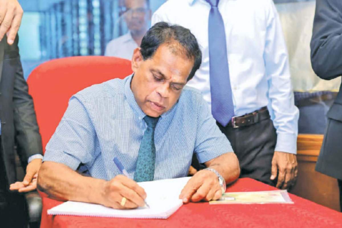 யாழ்.மாவட்ட சுகாதார ஒருங்கிணைப்பு அதிகாரியாக தமிழ் எம்.பி | New Jaffna District Health Coordinating Officer