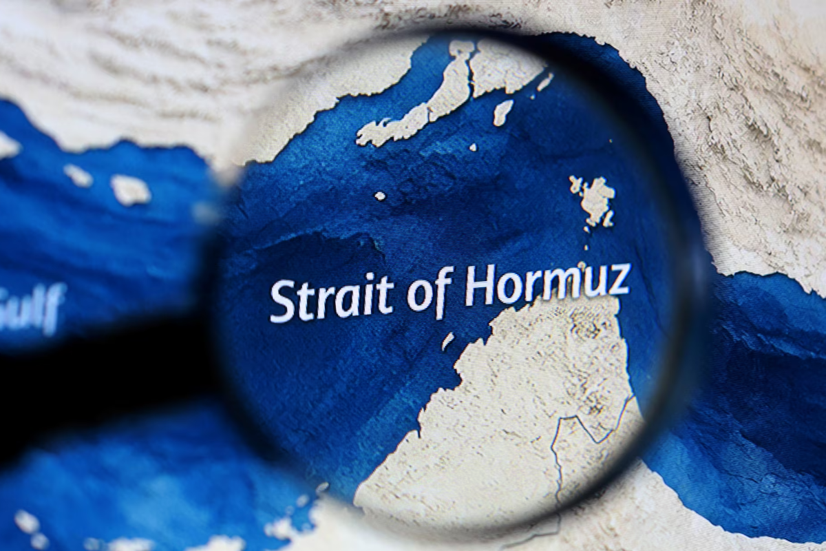 முடங்கிய ஹோர்முஸ் நீரிணை - ஆட்டம் காட்டும் ஈரான்: ஒன்று சேர்ந்த 40 நாடுகள் | 40 Countries To Meeting Reopening Strait Of Hormuz