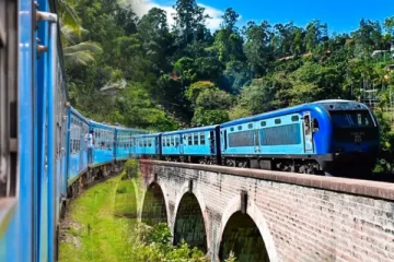 கொழும்பு - கோட்டை நோக்கி பயணித்த தொடருந்தில் தீப்பரவல்