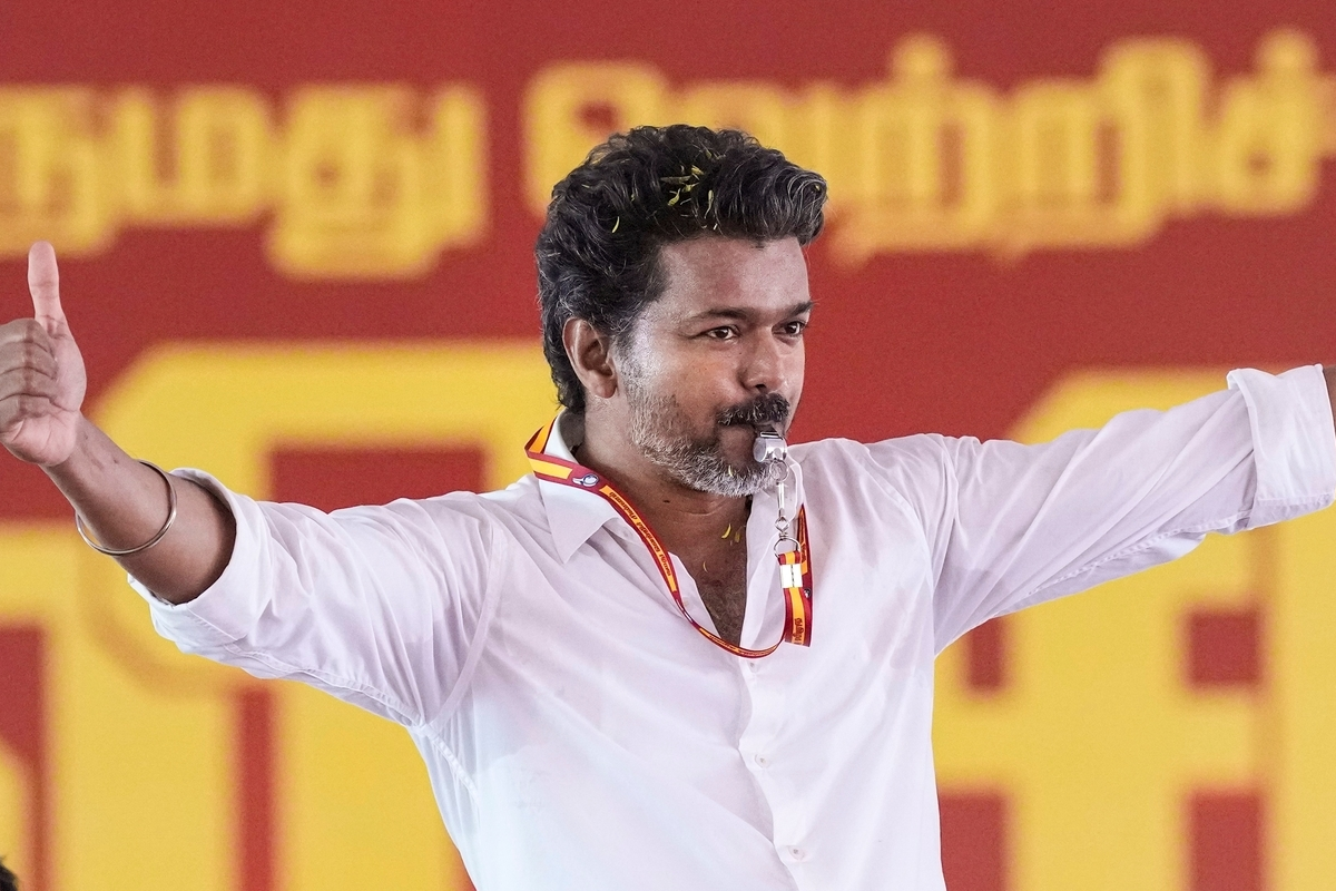 காங்கிரஸுடன் இணையும் தவெக! பரபரப்புக்கு மத்தியில் விஜயின் 15 நிமிட உரையாடல் - 59 ஆண்டுகளுக்கு பிறகு அதிரடி ஆட்சிமாற்றம் | Tamil Nadu Election 2026 Tvk Congress Rahul Gandhi