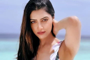 புதிதாக சொகுசு கார் வாங்கிய நடிகை மம்தா மோகன்தாஸ்.. வெளிவந்த புகைப்படங்கள்