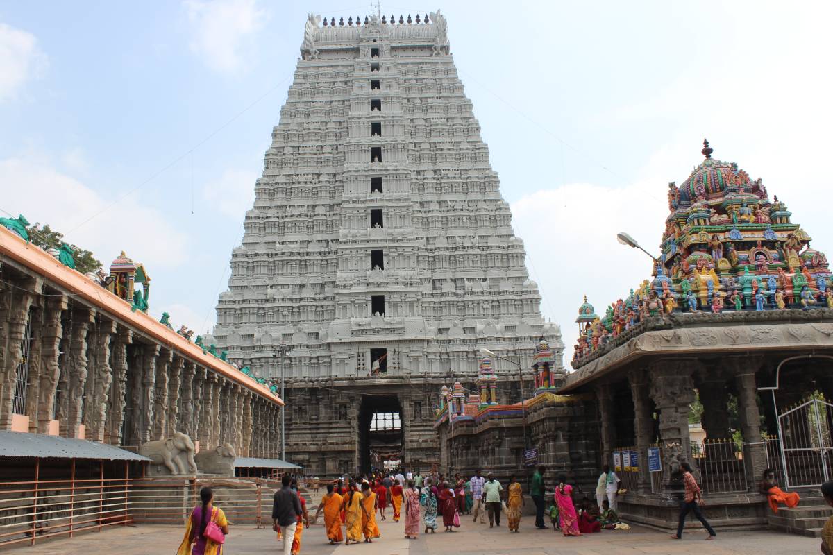 திருவண்ணாமலை ஆடி மாத பௌர்ணமி கிரிவலம்.., உகந்த நேரம் அறிவிப்பு | Tiruvannamalai Aadi Masam Pournami Girivalam Time