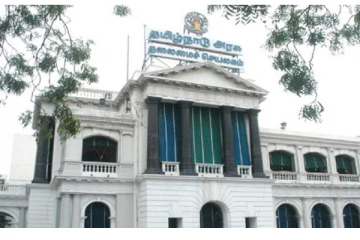 56 போலீஸ் எஸ்.பி.க்கள் பணியிட மாற்றம் - தமிழக அரசு அதிரடி !