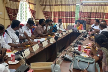 மண்முனை தென் எருவில்பற்று சபை அமர்வில் அமளிதுமளி