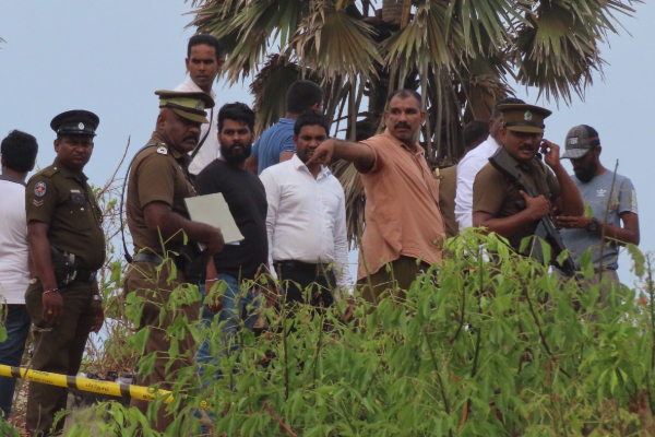 தம்பிலுவிலுக்கு கைவிலங்குடன் அழைத்து வரப்பட்ட பிள்ளையான் அணியின் முக்கியஸ்தர்! | Corruption Of Pillayan S Team Is Coming To Light