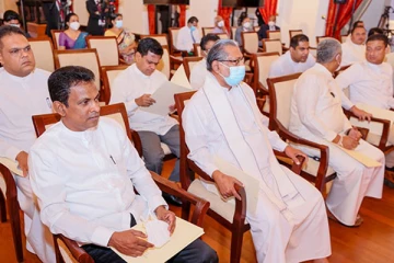 புதிய அமைச்சரவை பதவியேற்ற 24 மணிநேரத்திற்குள் அடுத்தடுத்து வந்த அறிவிப்புகள்