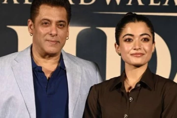 ராஷ்மிகா பொண்ணு கூடவும் நடிப்பேன்.. உங்களுக்கு என்ன பிரச்சனை.. 59 வயதில் சல்மான் கான் காட்டம்..