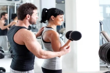 ஜிம்முக்கு வரும் பெண்களை மனைவியாக்கும் ஜிம் மாஸ்ரர்