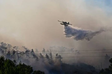 பயண எச்சரிக்கை விடுத்துள்ள இன்னொரு ஐரோப்பிய நாடு: போராடும் மக்கள்