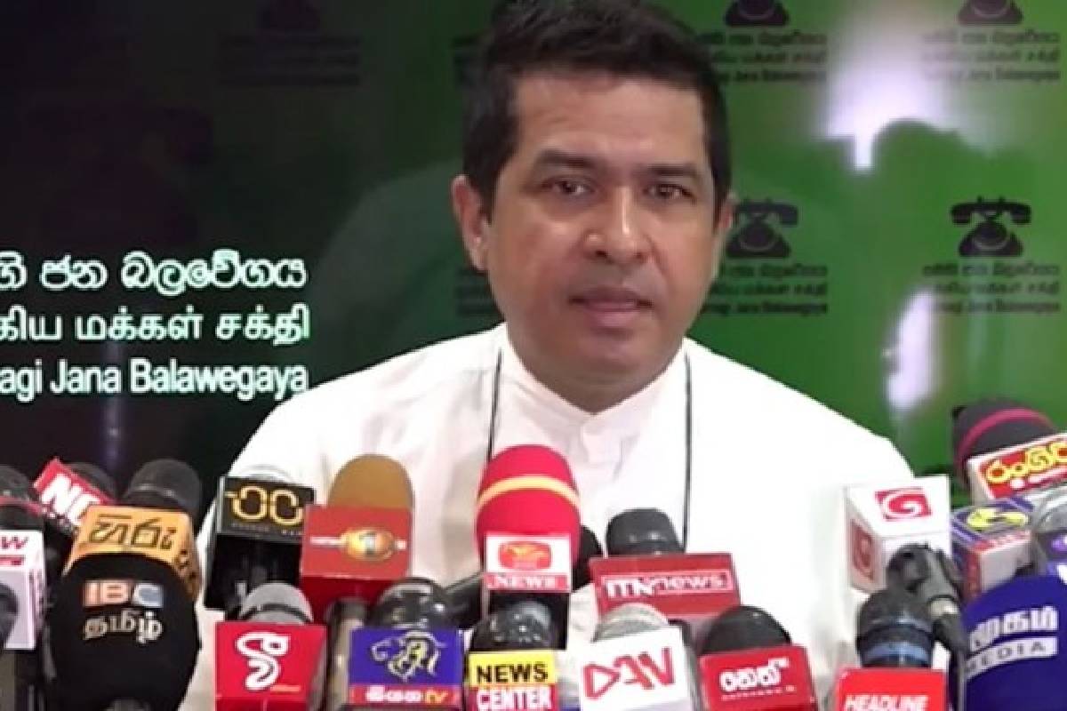 நாட்டின் சிறைகளையே நிர்வகிக்க முடியாத அரசால் ஒட்டுமொத்த நாட்டை எவ்வாறு நிர்வகிக்க முடியும் - சுஜீவ சேனசிங்க எம்.பி. கேள்வி | How Can A Government Manage The Country Prisons நாட்டின் சிறைகளையே நிர்வகிக்க முடியாத அரசால் ஒட்டுமொத்த நாட்டை எவ்வாறு நிர்வகிக்க முடியும் - சுஜீவ சேனசிங்க எம்.பி. கேள்வி | How Can A Government Manage The Country Prisons
