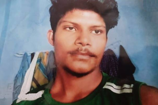 கொழும்பில் மாயமான யாழ்ப்பாண இளைஞன் : தீவிர தேடுதலில் தாயார்! | Jaffna Youth Missing In Colombo