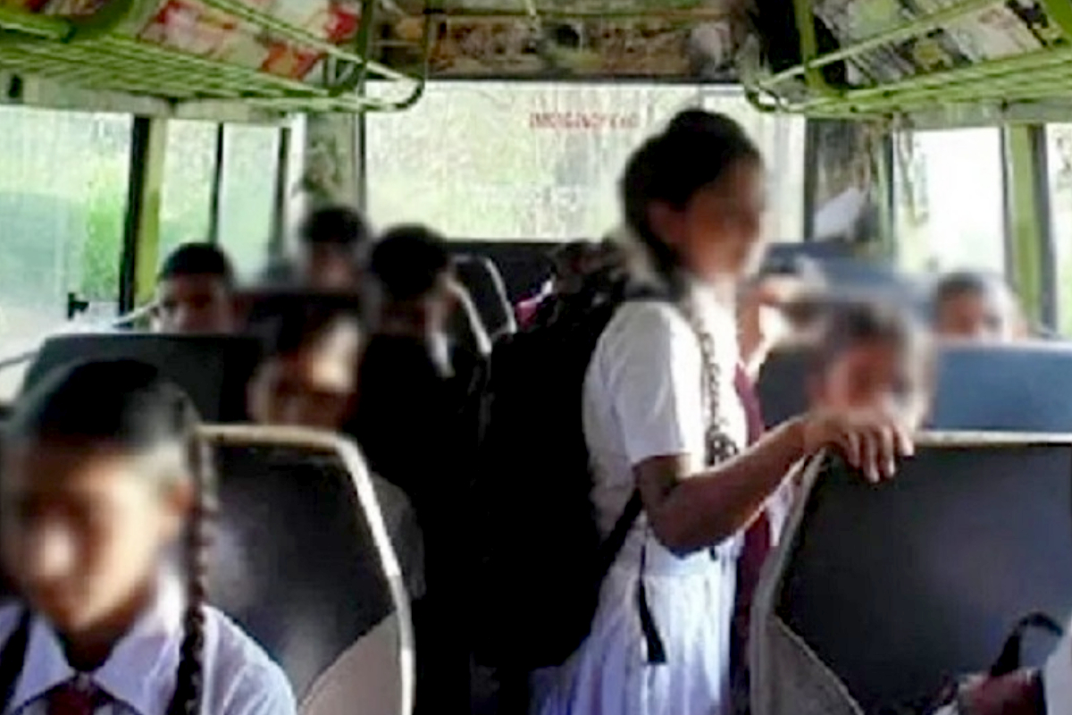 கந்தளாயில் பாடசாலை வாகனங்கள் பரிசோதனை | School Vehicles Inspected In Kanthalay