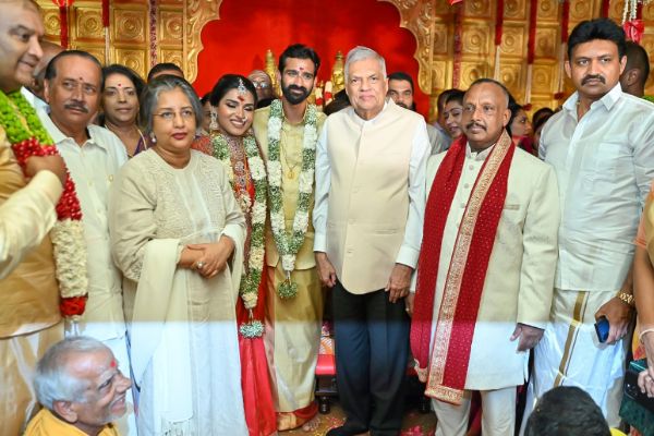 இந்தியாவில் ஜீவன் தொண்டமானின் பிரமாண்ட திருமணம்! வெளியாகியுள்ள புகைப்படங்கள் | Jeevan Thondaman S Wedding Celebration