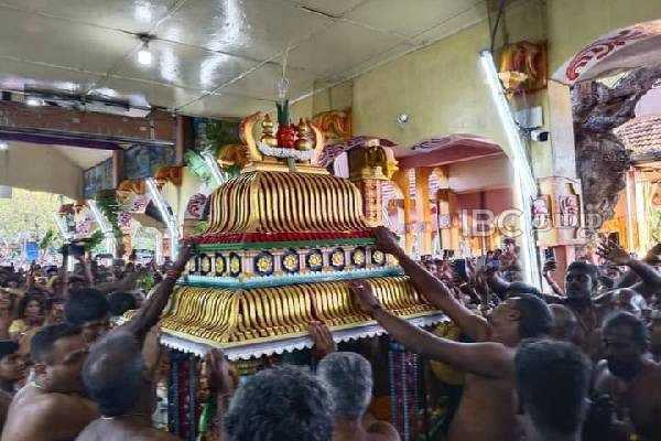 சந்நிதியானுக்கு இன்று (16) கொடியேற்றம் (படங்கள்) | Tondaimanar Selvachannidhi Temple Began Today