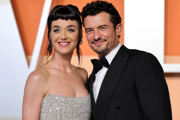 ஜஸ்டின் ட்ரூடோ மற்றும் முன்னாள் கணவருடன் விடுமுறையை செலவிட்ட கேற்றி பெர்ரி | Katy Perry Enjoy Holiday With Justin Trudeau ஜஸ்டின் ட்ரூடோ மற்றும் முன்னாள் கணவருடன் விடுமுறையை செலவிட்ட கேற்றி பெர்ரி | Katy Perry Enjoy Holiday With Justin Trudeau