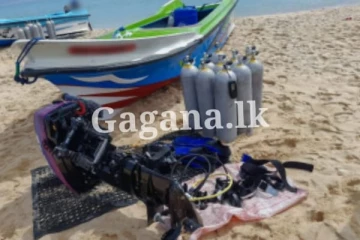 නීති විරෝධී ධිවරයින් 22ක් නාවික හමුදා භාරයට... (PHOTOS)