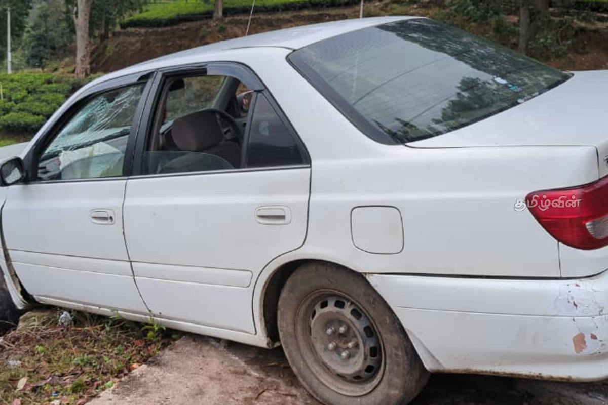 சிவனொளிபாத மலைக்கு யாத்திரை சென்றவர்களுக்கு சாரதியால் நேர்ந்த கதி! | Car Accident Involving Pilgrims Shiva Olipada Hill சிவனொளிபாத மலைக்கு யாத்திரை சென்றவர்களுக்கு சாரதியால் நேர்ந்த கதி! | Car Accident Involving Pilgrims Shiva Olipada Hill