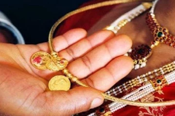 உறங்கிக்கொண்டிருந்தபோது  10 ½  பவுண் தாலிக்கொடியை பறிகொடுத்த பெண்!