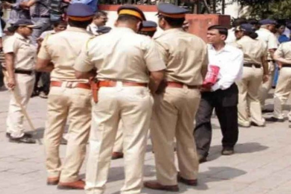 நிர்பயாவுக்கு நேர்ந்த அதே கொடுமை– இரும்பு கம்பியால் பெண்ணின் பிறப்புறுப்பை சேதப்படுத்திய காமக் கொடூரன் | Samugam Viral News