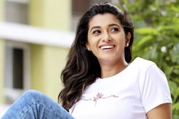 காதலரை பிரிந்துவிட்டாரா நடிகை பிரியா பவானி சங்கர்.. சந்தேகத்தை கிளப்பிய புகைப்படம்