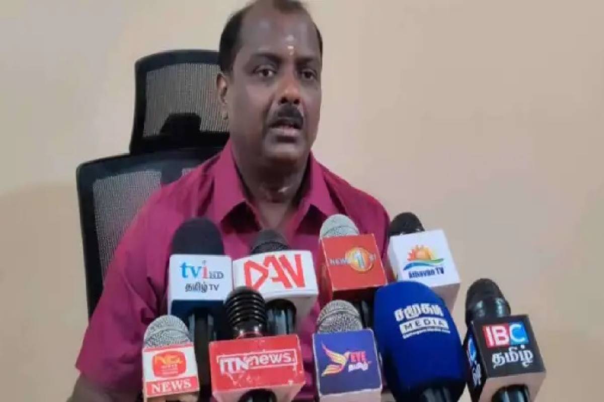 உழைக்கும் தொழிலாளர்களின் உரிமையை வென்றெடுக்க அணி திரள்வோம்..! பொதுமக்களுக்கு விசேட அழைப்பு | Instructions Issued To The People Of Vavuniya உழைக்கும் தொழிலாளர்களின் உரிமையை வென்றெடுக்க அணி திரள்வோம்..! பொதுமக்களுக்கு விசேட அழைப்பு | Instructions Issued To The People Of Vavuniya