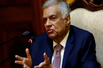 ஜனாதிபதி தேர்தலில் ரணிலுடன் இணைந்தார் பெண் அரசியல்வாதி!