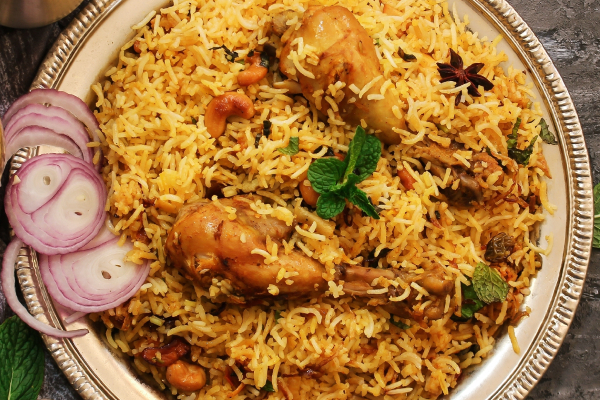 தலிபான்கள் ஆக்கிரமிப்பால் விலை உயரும் ஹைதராபாத் பிரியாணி: பின்னணி என்ன? | Hyderabadibiryani May Be More Expensive Taliban தலிபான்கள் ஆக்கிரமிப்பால் விலை உயரும் ஹைதராபாத் பிரியாணி: பின்னணி என்ன? | Hyderabadibiryani May Be More Expensive Taliban