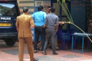 பொலிஸ் புலனாய்வுப் பிரிவினரால் யாழில் இரண்டு இளைஞர்கள் கைது