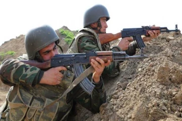 இரு நாடுகளுக்கிடையே ஏற்பட்ட கடுமையான போர்! 49 இராணுவ வீரர்கள் பலி