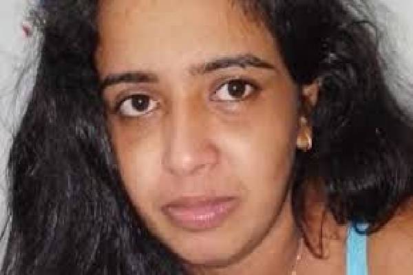 ஈஸ்டர் தாக்குதல் சாட்சி சாராவையும் இந்தியாவிற்கு கடத்தினாரா ஆனந்தன் : துலங்கும் மர்மம் | Did Same Trafficker Easter Witness Sarah To India ஈஸ்டர் தாக்குதல் சாட்சி சாராவையும் இந்தியாவிற்கு கடத்தினாரா ஆனந்தன் : துலங்கும் மர்மம் | Did Same Trafficker Easter Witness Sarah To India