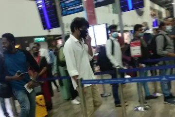 அவசர அவசரமாக வெளிநாட்டுக்கு பறந்த தளபதி விஜய்! ஏன் தெரியுமா? ட்ரெண்டாகும் வீடியோ