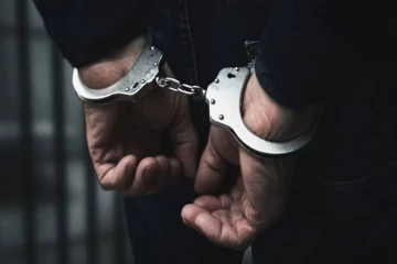 மினுவாங்கொடை நீதிமன்றப் பதிவாளர் கைது