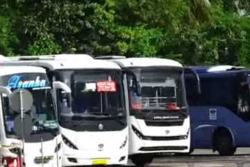 ගම්බිම් බලා යන ජනතාවට අදත් මාකුඹුරෙන් නොකඩවා බස්