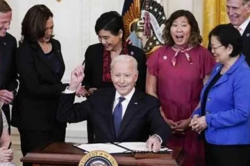 ஆசிய அமெரிக்கர்கள் வன்முறை தடுப்புச்சட்டம் மசோதா நிறைவேற்றம்