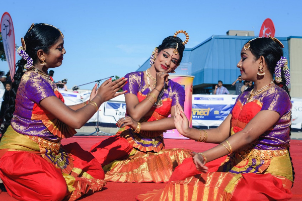 கனடாவில் இன்று நாளையும் கோலாகலமாக இடம்பெறவுள்ள தமிழ் தெருவிழா! | Tamil Street Festival In Canada