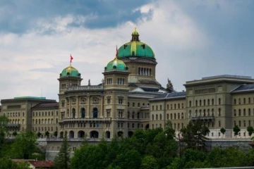 பிரான்சில் கைதாகியுள்ள சுவிஸ் நபரின் குடியுரிமையை பறிக்க நடவடிக்கை: வெளியான முழுத்தகவல்