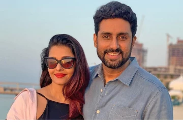 ஐஸ்வர்யா ராய் - அபிஷேக் பச்சன் விவாகரத்து; முற்றுப்புள்ளி வைத்த புகைப்படம்!