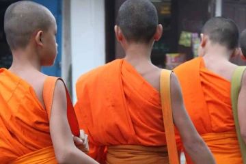 இளம் பிக்குகள் பாலியல் துஸ்பிரயோகம்: விகாராதிபதிக்கு கடும் நிபந்தனைகளுடன் பிணை (VIDEO)